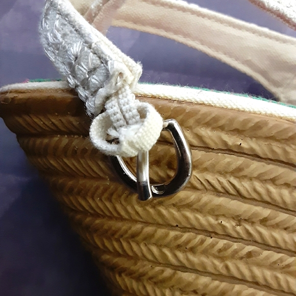 Fabric open toe wedges - Picture 6 of 8